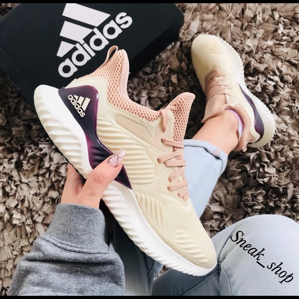 NWT Adidas Alphabounce Beyond Women’s Shoes - Picture 2 of 8